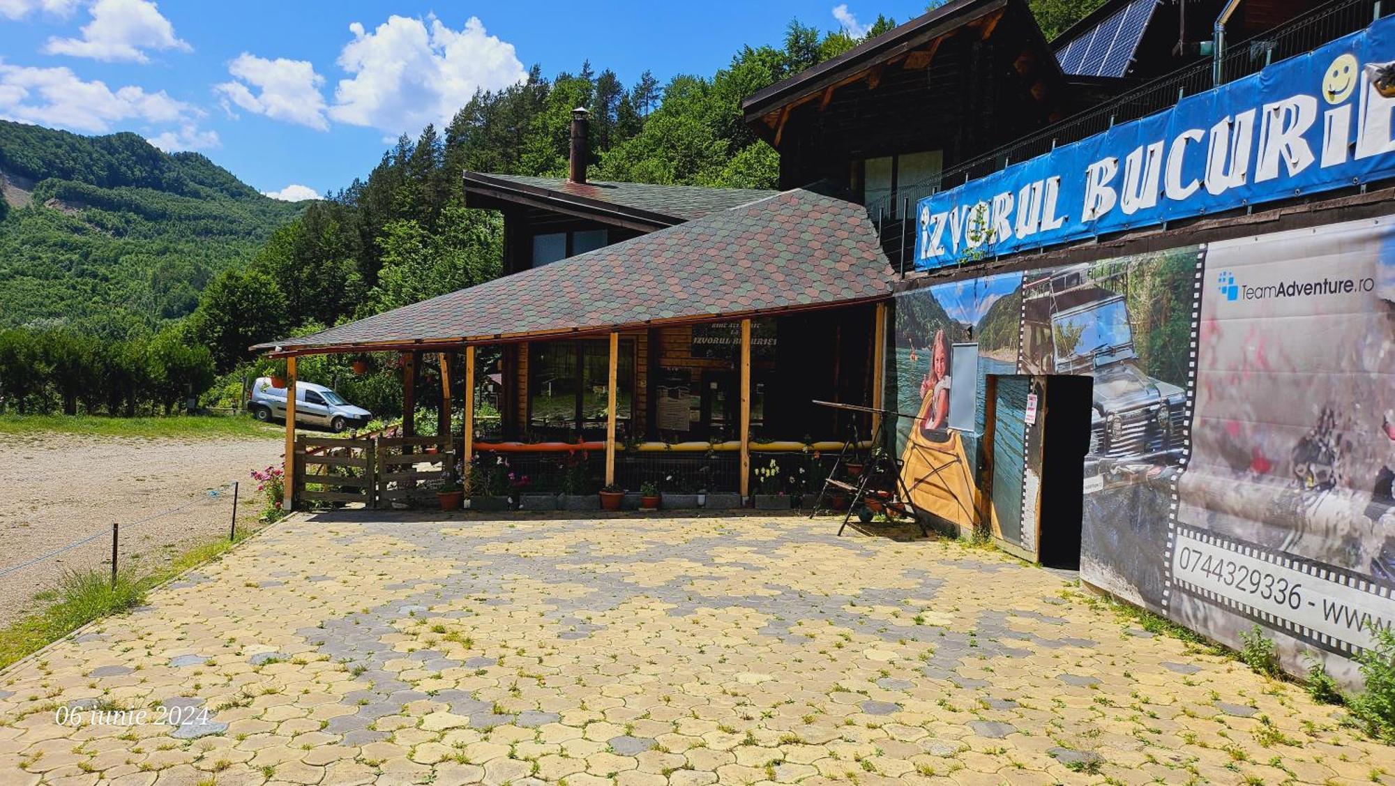 Pensiunea Izvorul Bucuriei Siriu Kültér fotó